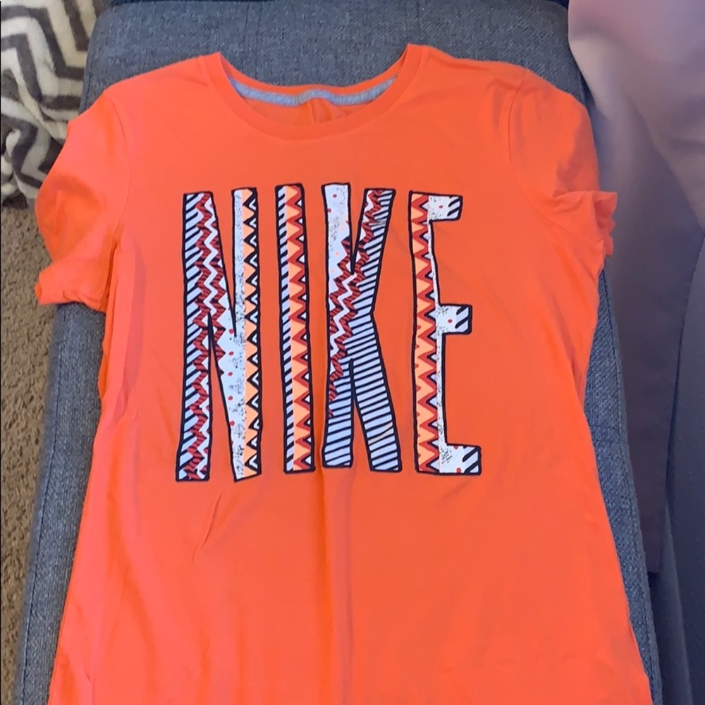 Like new Nike t shirt